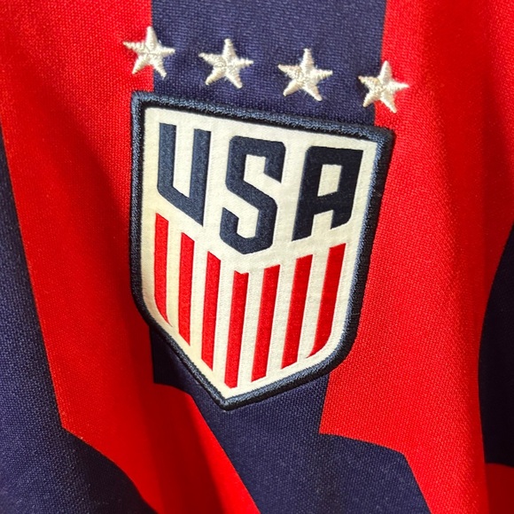 Nike YXL USA Soccer Jersey - Bold Red and Navy - Picture 2 of 4